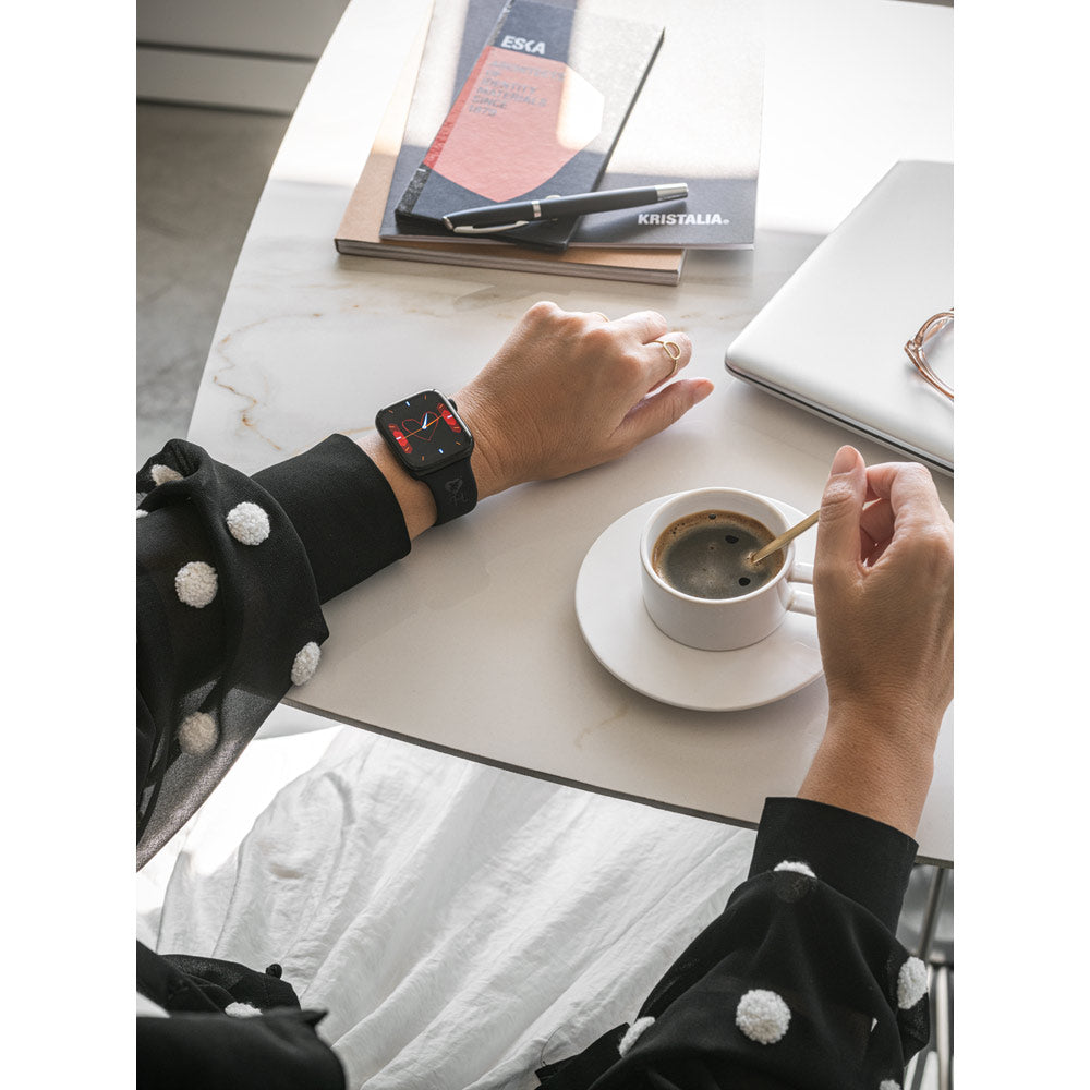 WILES. Smartwatch com ecrã 1.85", IPX4, 3 dias de autonomia e bracelete em Silicone