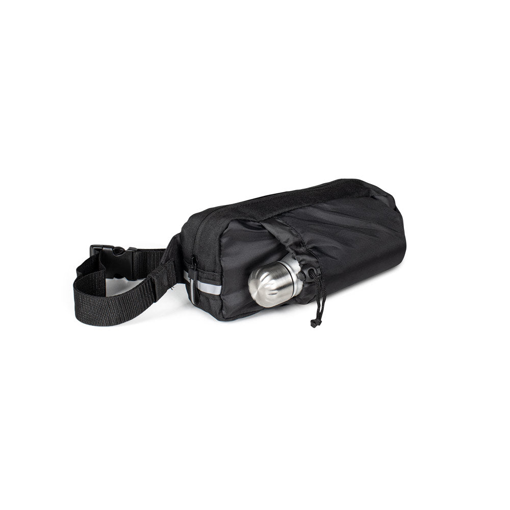 DELFOS POUCH SHINY. Bolsa de cintura em poliéster reciclado 300D (acabamento brilhante) e poliéster reciclado 600D com elementos refletores
