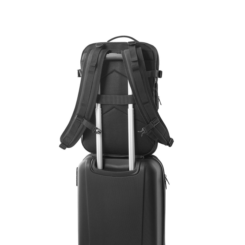 DALLAS. Mochila de viagem em poliéster reciclado 600D de alta densidade para computador portátil 17'3"