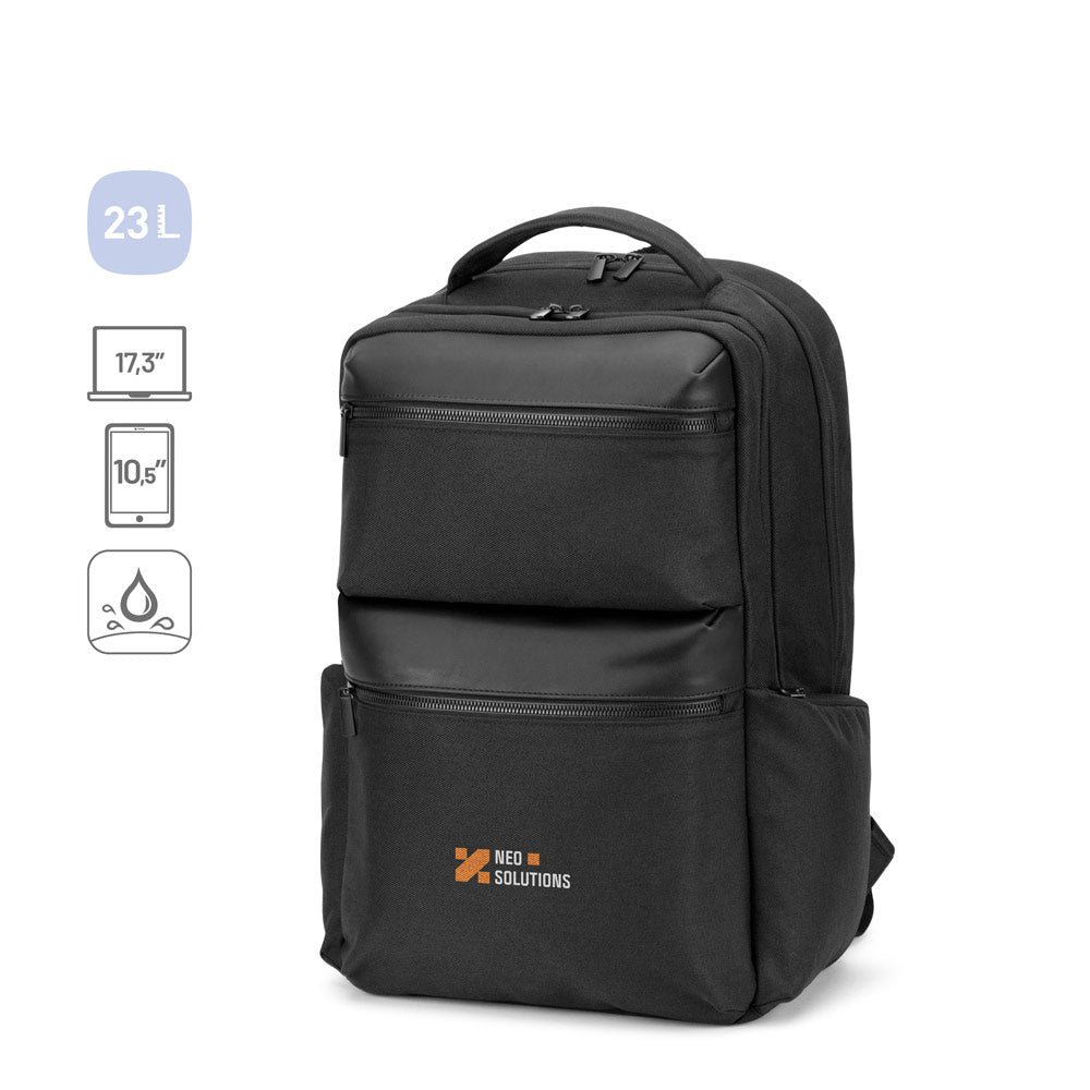 COPENHAGEN. Mochila em twill reciclado repelente à água com dois bolsos frontais de grande dimensão 17'3"