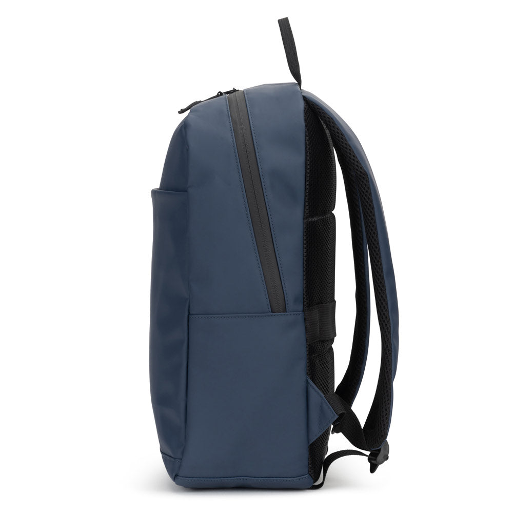 NOUMEA. Mochila para computador portátil (16") em PU, com fechos resistentes à água