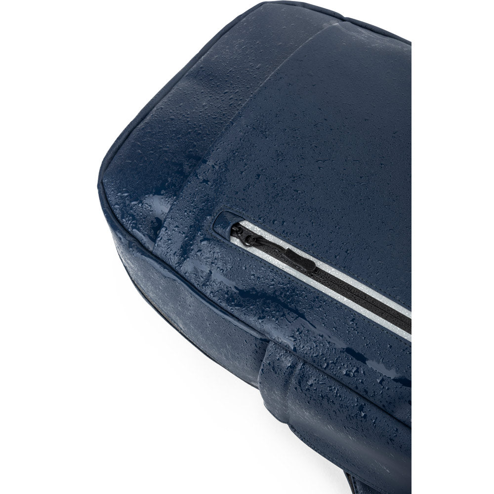 NOUMEA. Mochila para computador portátil (16") em PU, com fechos resistentes à água