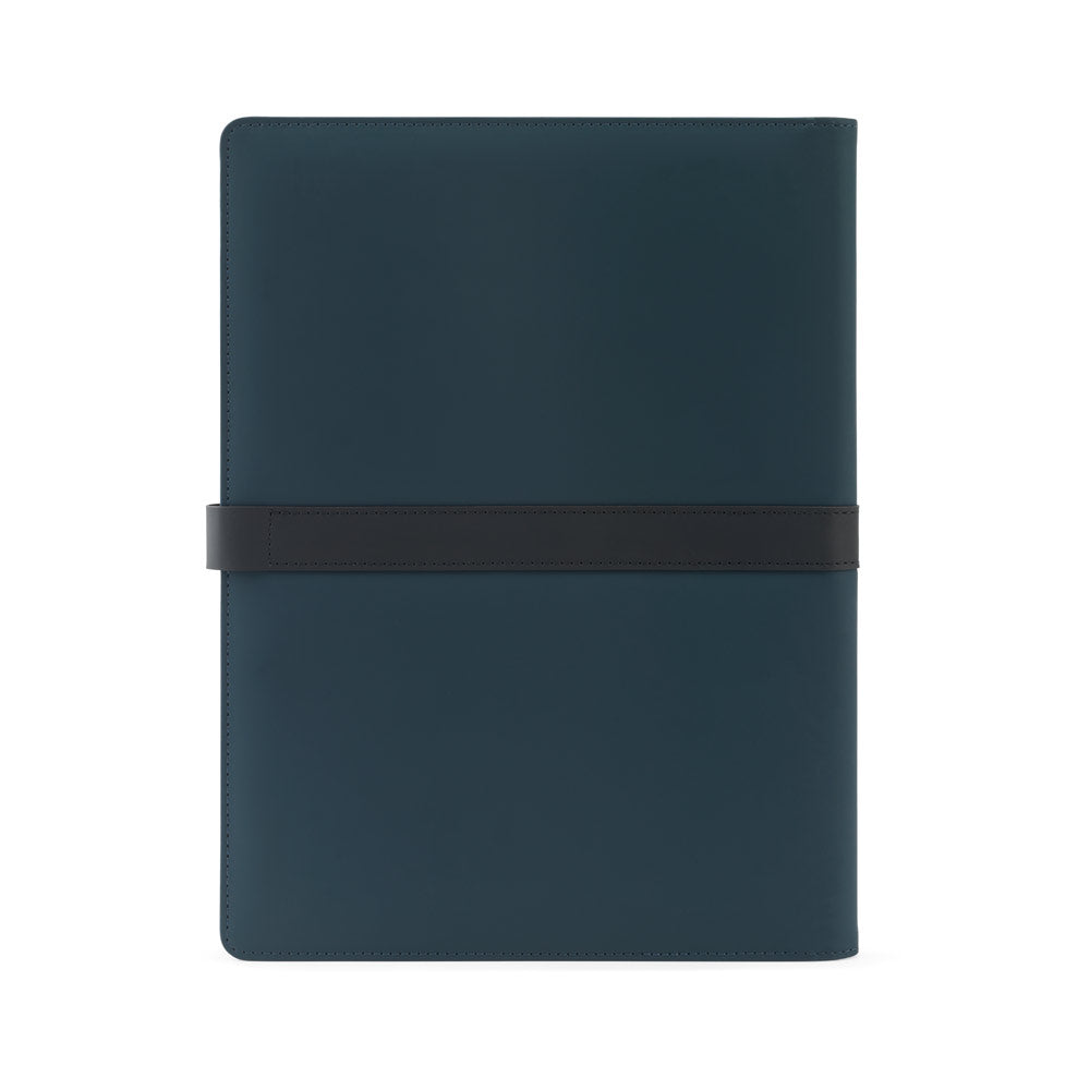 SANDERSON FOLDER. Pasta A4 em PU (50% reciclado) com fecho magnético e bloco de notas com páginas pautadas