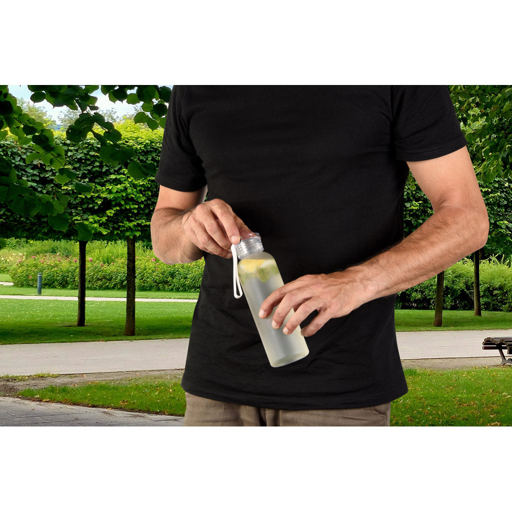 RIO rPET. Garrafa em PET reciclado (100% rPET) com acabamento mate 600 mL