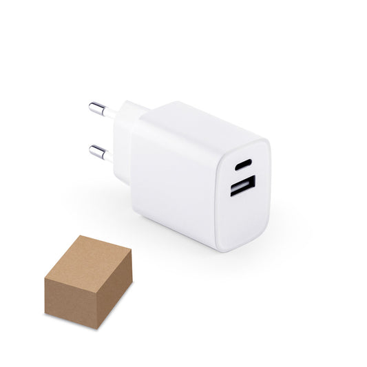 WEGENER. Adaptador de corrente com porta USB-A 18W e USB-C 20W em ABS reciclado (100% rABS)