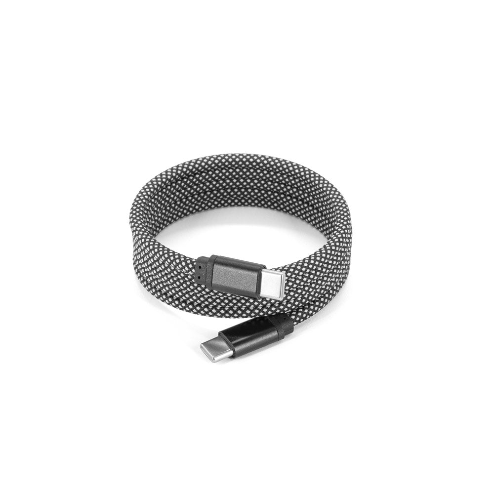 NADELLA. Cabo USB-C para USB-C com cordão entrelaçado (60 W)e sistema magnético que facilita o enrolamento, em poliéster