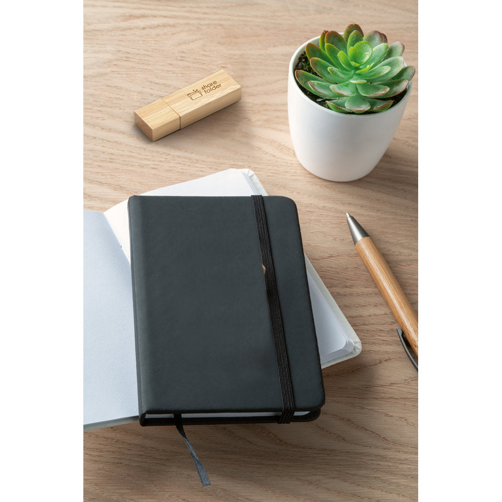 VENTER 8GB. Pen Drive USB com 8GB em bambu